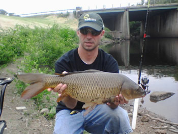 Jason Carl with an 11 lb common